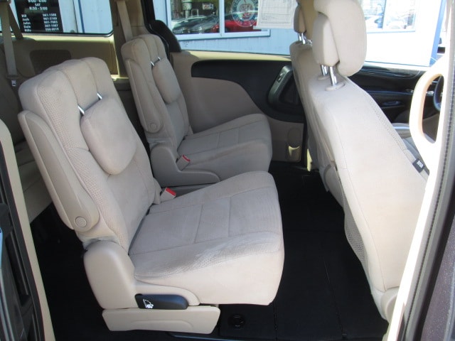 2013 Dodge Grand Caravan SE - Photo 13