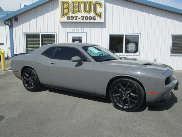 2019 Dodge Challenger SXT Auto's photo