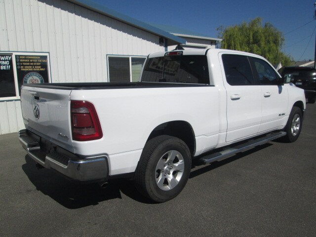 2022 Ram 1500 Big Horn photo 4