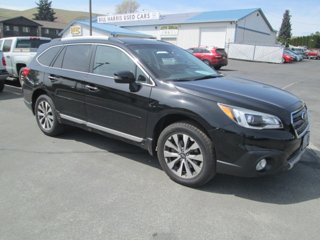 2017 Subaru Outback 3.6R Touring's photo