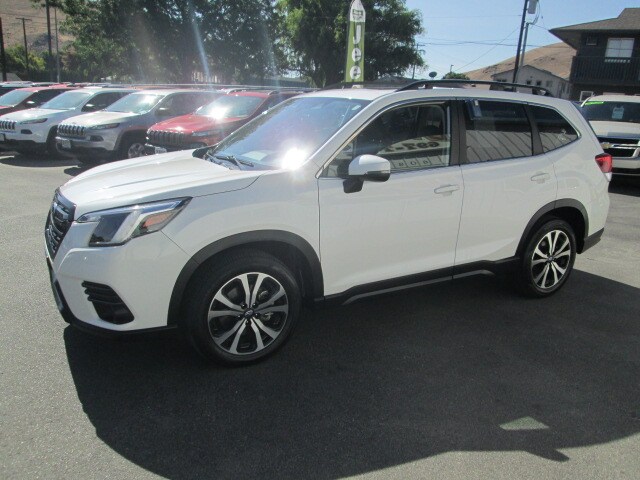 2024 Subaru Forester Limited photo 3