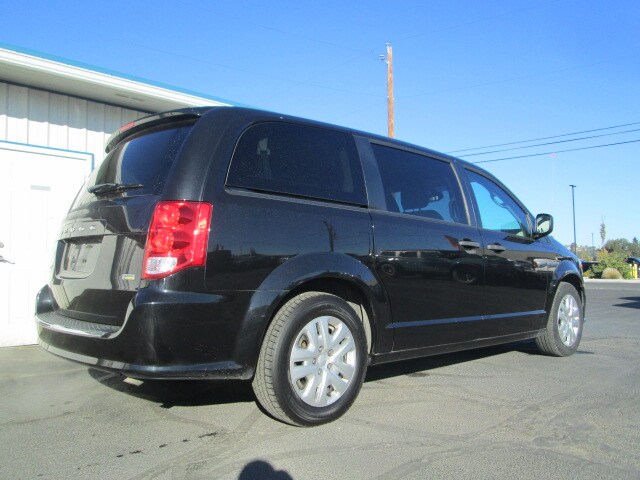 2019 Dodge Grand Caravan SE photo 3