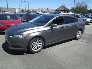 2013 Ford Fusion SE Sedan