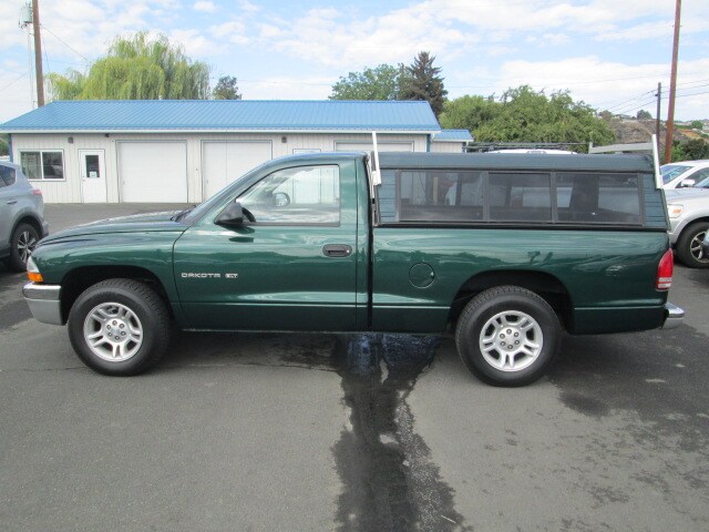 2001 Dodge Dakota SLT photo 2
