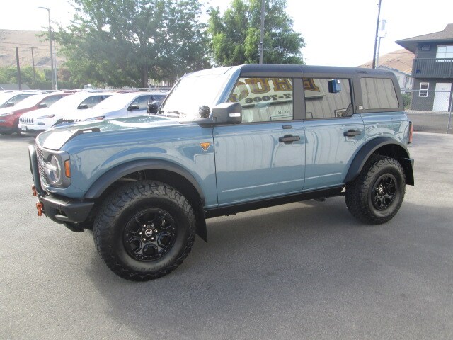2021 Ford Bronco Badlands photo 2