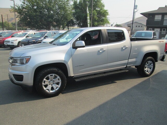 2019 Chevrolet Colorado LT photo 3