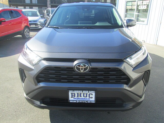 2024 Toyota RAV4 LE photo 2