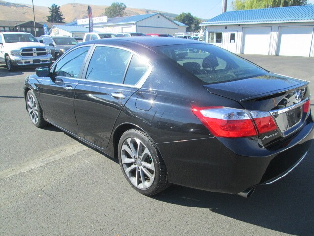 2014 Honda Accord Sport photo 2