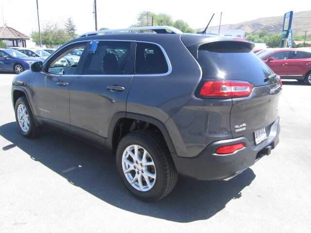2015 Jeep Cherokee Latitude photo 4