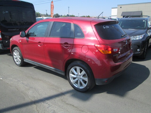 2015 Mitsubishi Outlander Sport ES SE photo 3