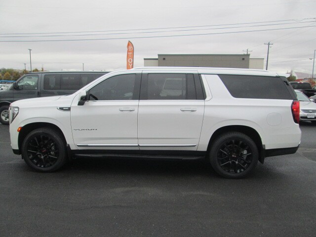 2022 Gmc Yukon XL SLT photo 2
