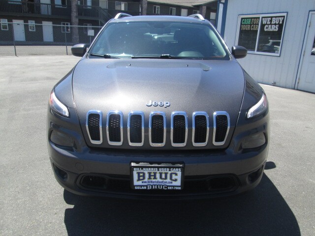 2015 Jeep Cherokee Latitude photo 2