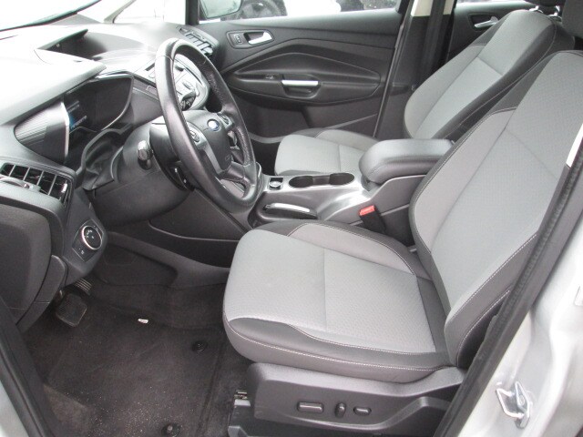 2017 Ford C-Max Hybrid SE photo 3