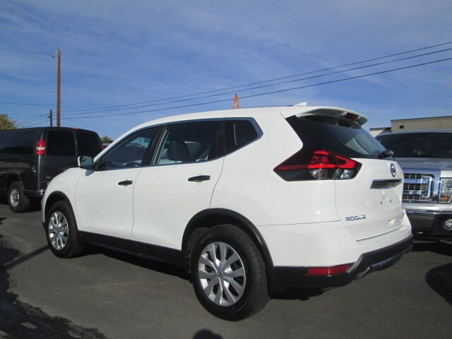 2018 Nissan Rogue S AWD photo 3