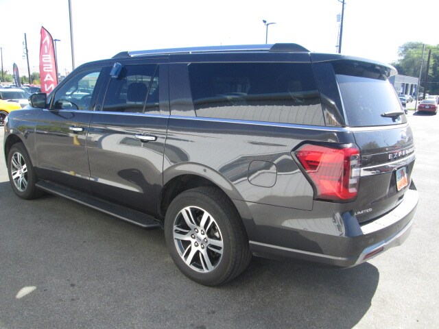 2024 Ford Expedition MAX Limited photo 3