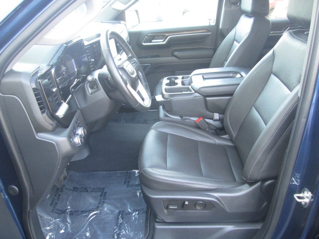 2023 GMC Sierra 1500 SLT - Photo 12