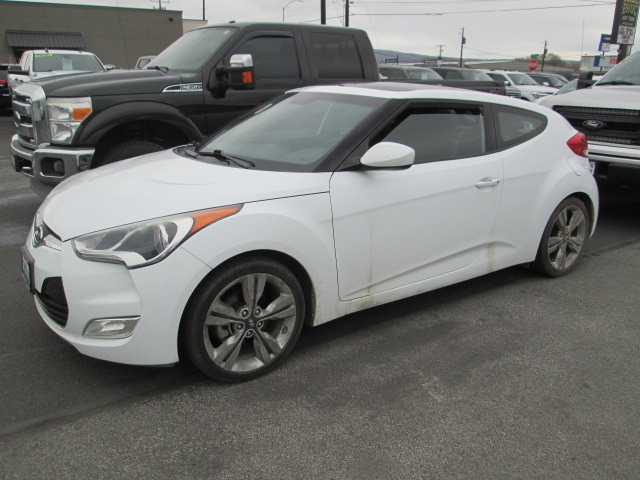 2016 Hyundai Veloster Base