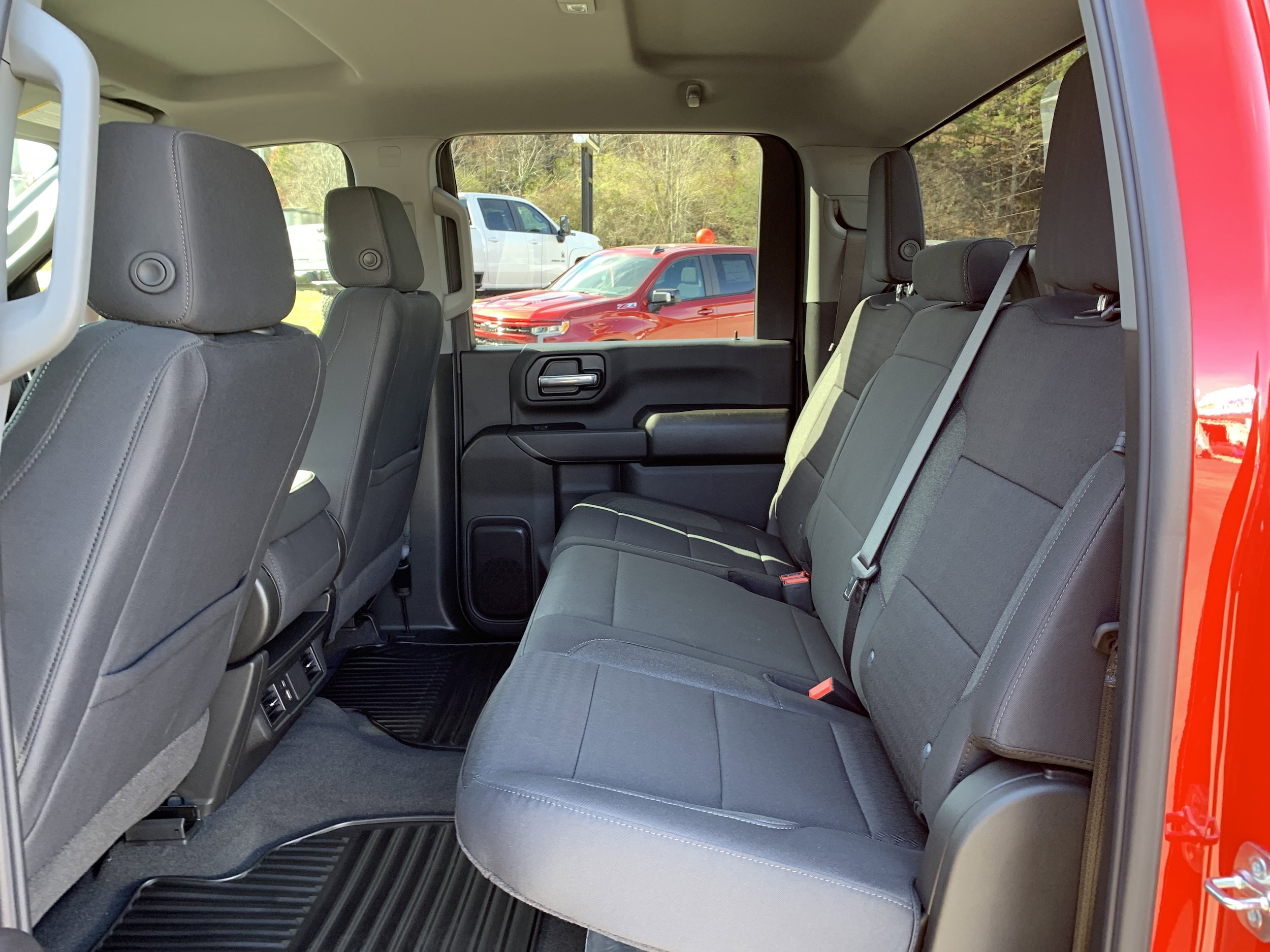 2025 Chevrolet Silverado 2500 HD Custom - Photo 17