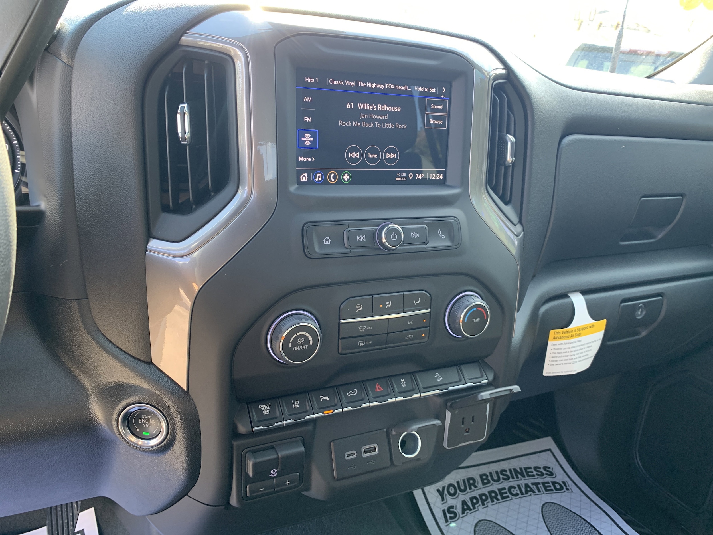 2025 Chevrolet Silverado 2500 HD Custom - Photo 15