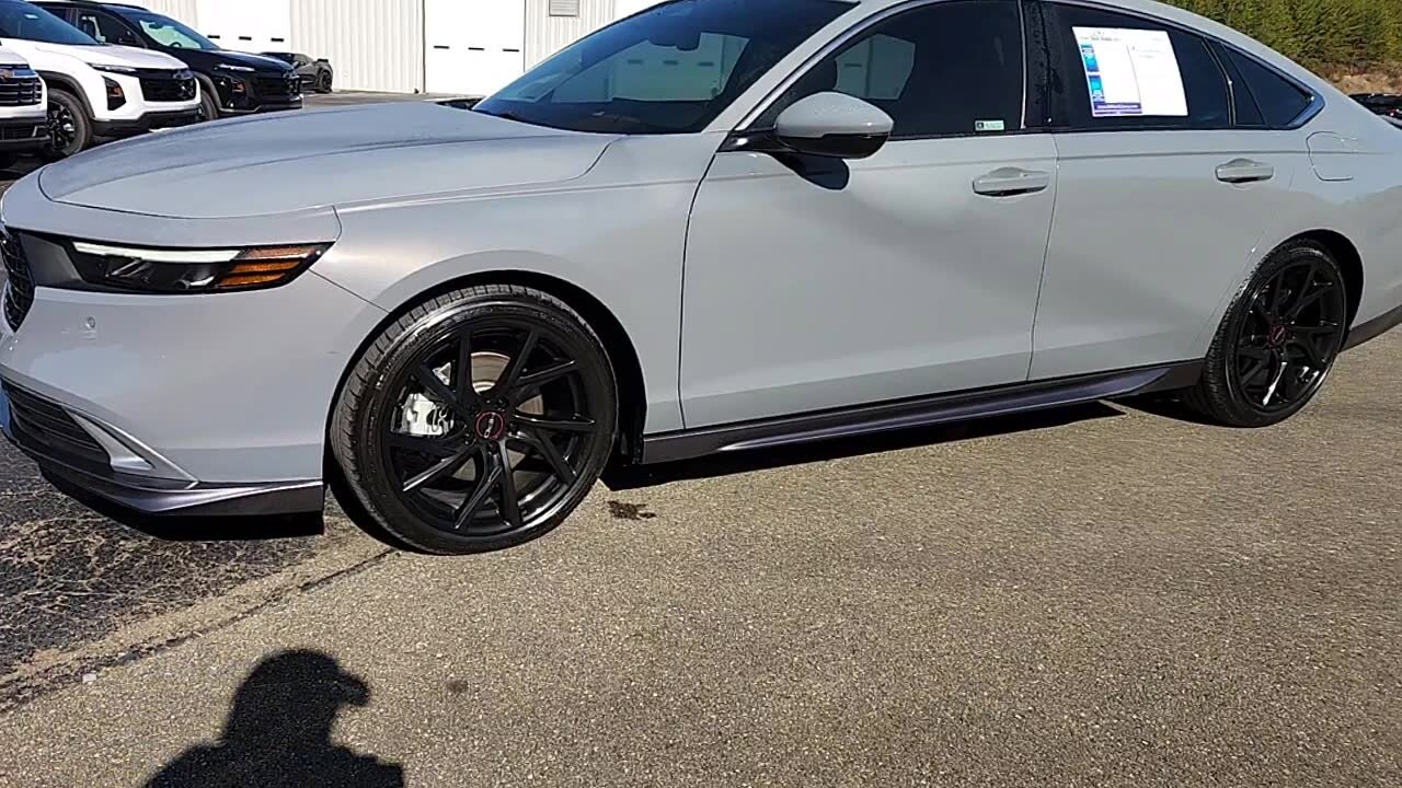 2024 Honda Accord Hybrid Touring photo 4