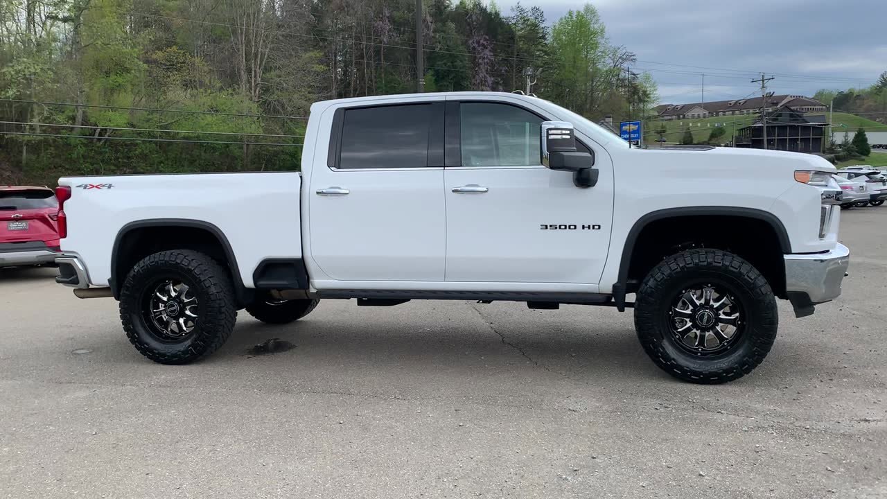 Used 2022 Chevrolet Silverado 3500HD LTZ with VIN 1GC4YUE71NF306975 for sale in Blue Ridge, GA