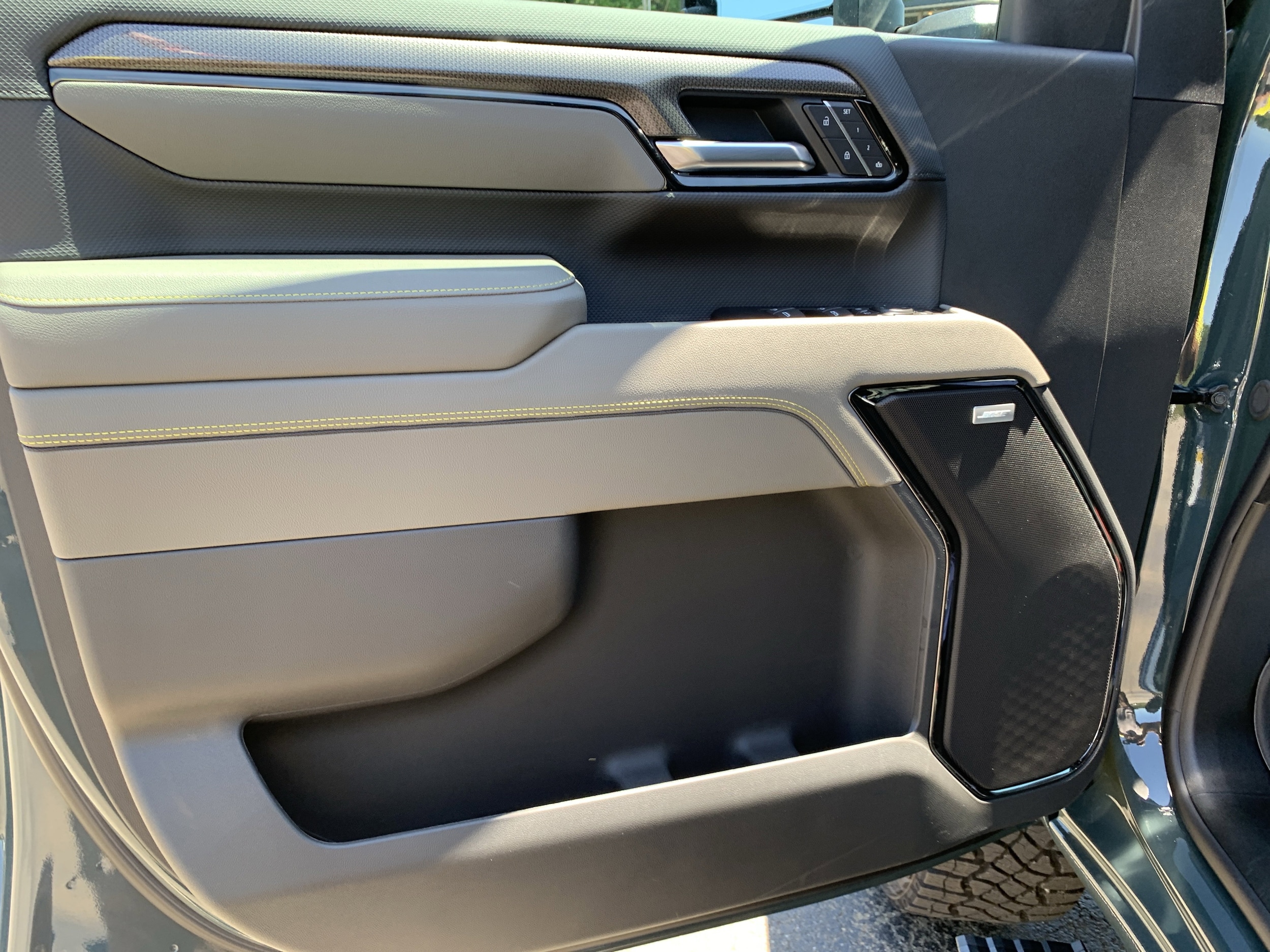 2026 Chevrolet Silverado 2500 HD ZR2 - Photo 11