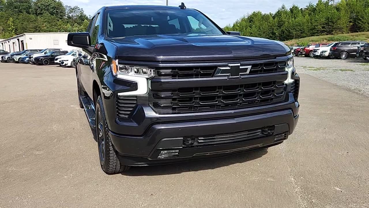 Used 2022 Chevrolet Silverado 1500 RST with VIN 2GCUDEEDXN1513959 for sale in Blue Ridge, GA