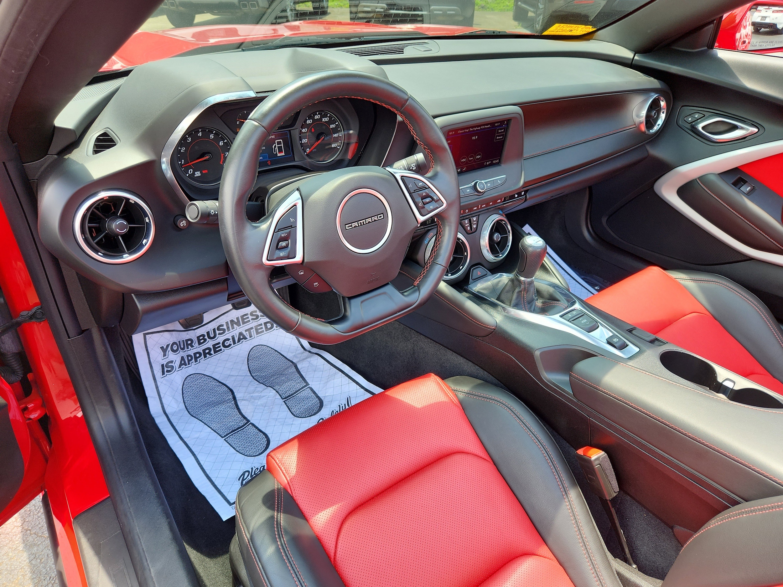 2022 Chevrolet Camaro 2LT - Photo 12