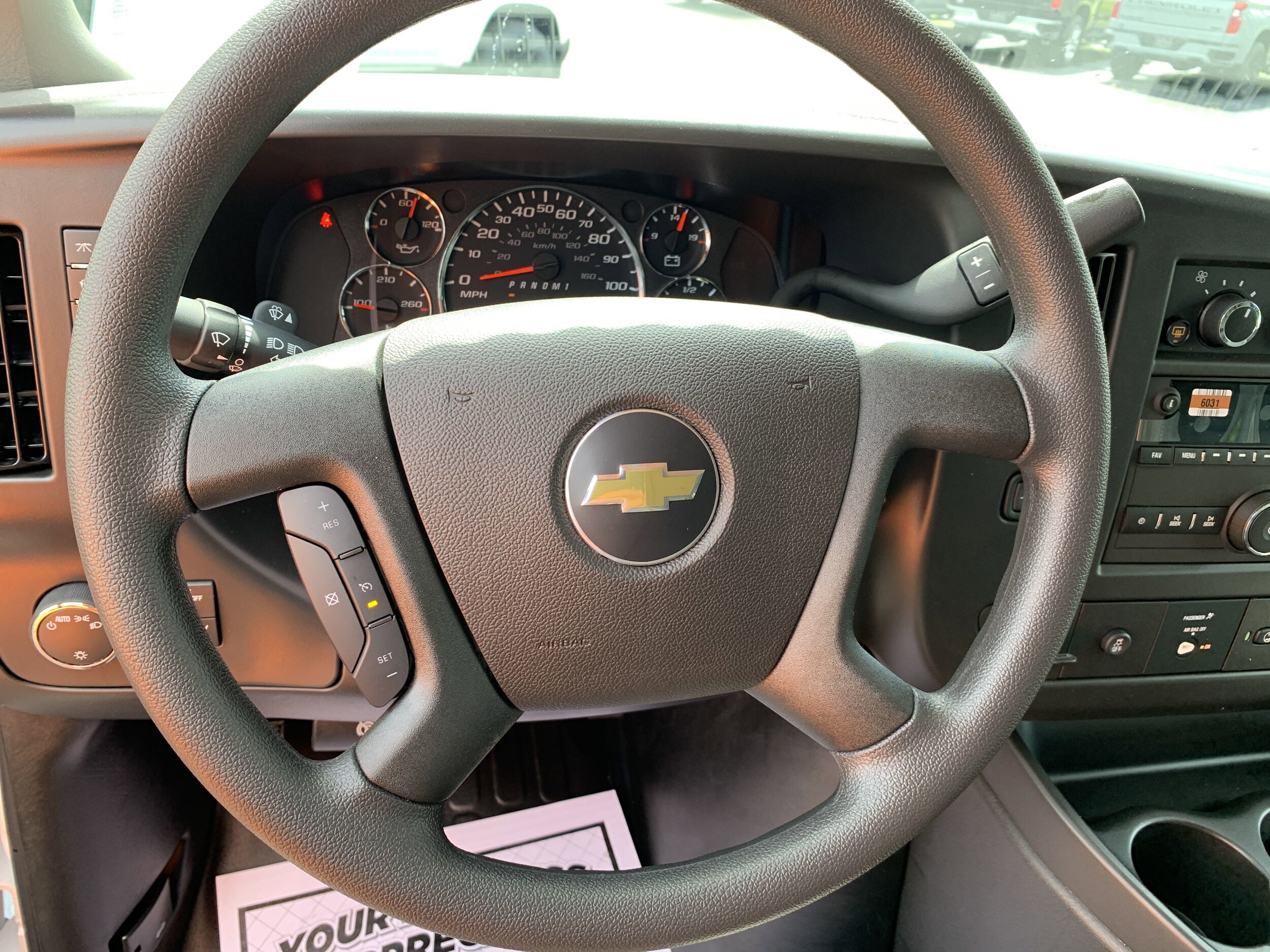 2025 Chevrolet Express Cargo Work Van - Photo 12