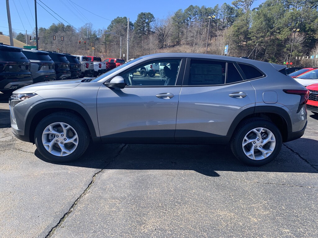 New 2026 Chevrolet Trax LS SUV