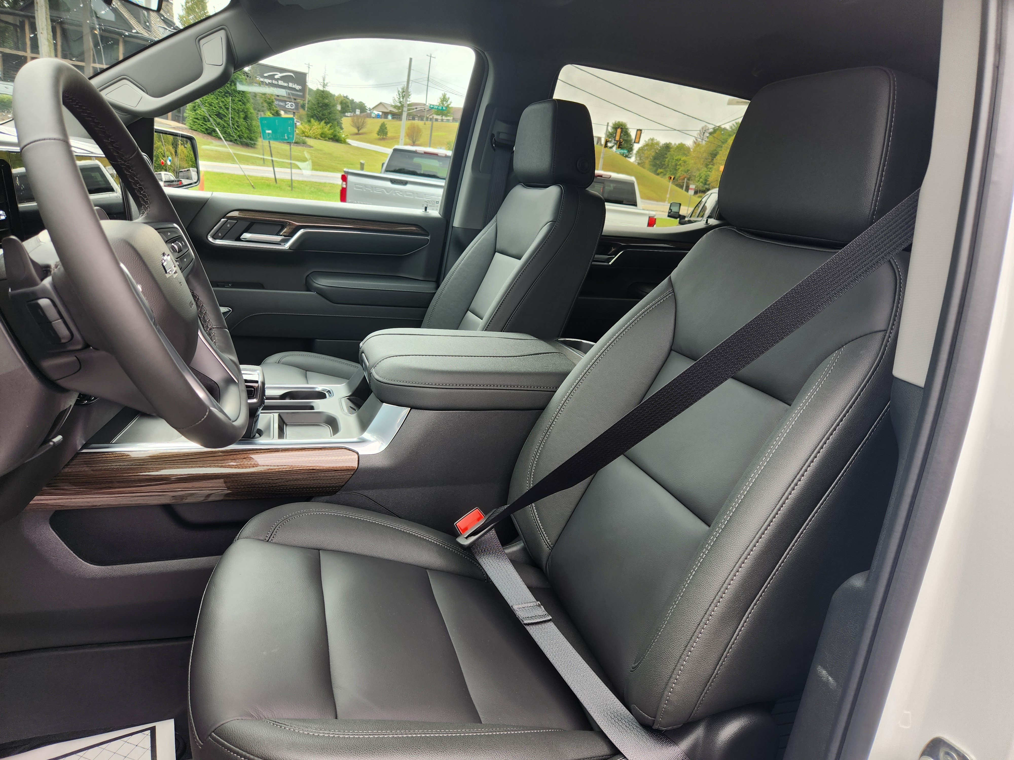 2026 Chevrolet Silverado 1500 LT Trail Boss - Photo 11