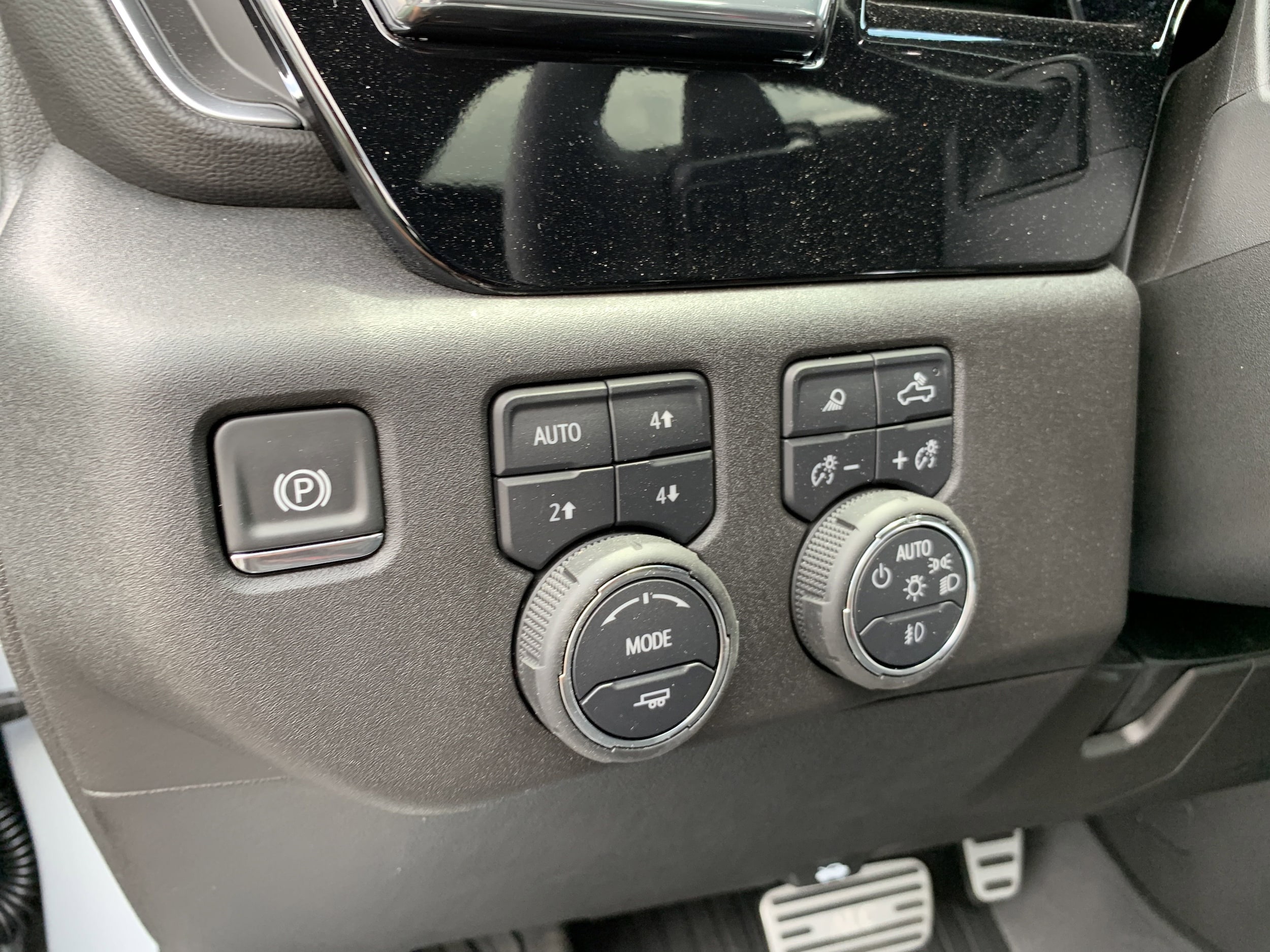 2025 Chevrolet Silverado 1500 RST - Photo 17