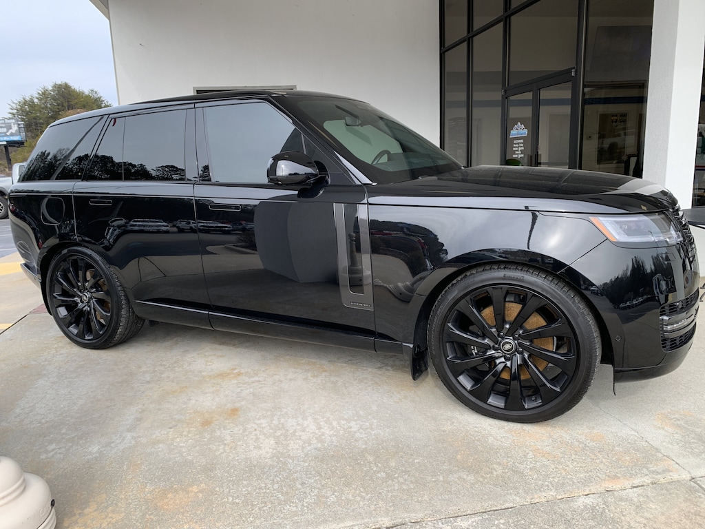 Used 2025 Land Rover Range Rover Autobiography