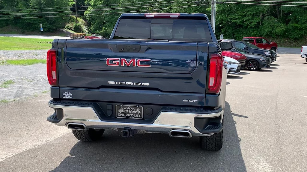 Used 2022 GMC Sierra 1500 SLT Truck