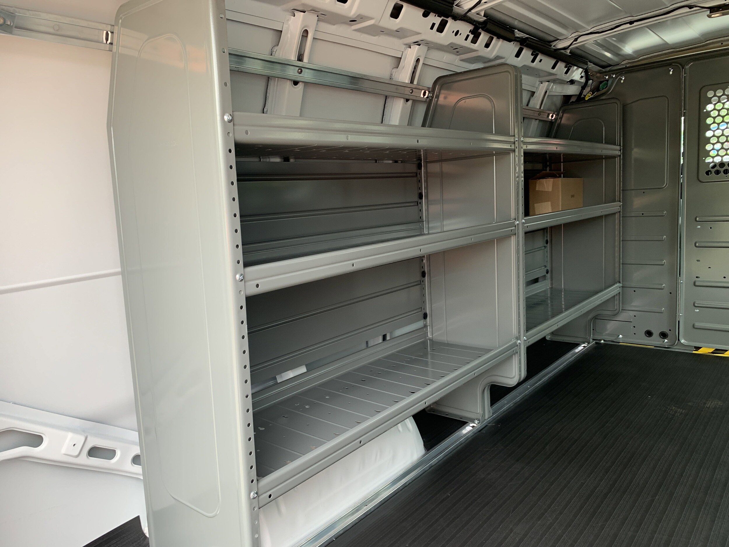 2025 Chevrolet Express Cargo Work Van - Photo 16