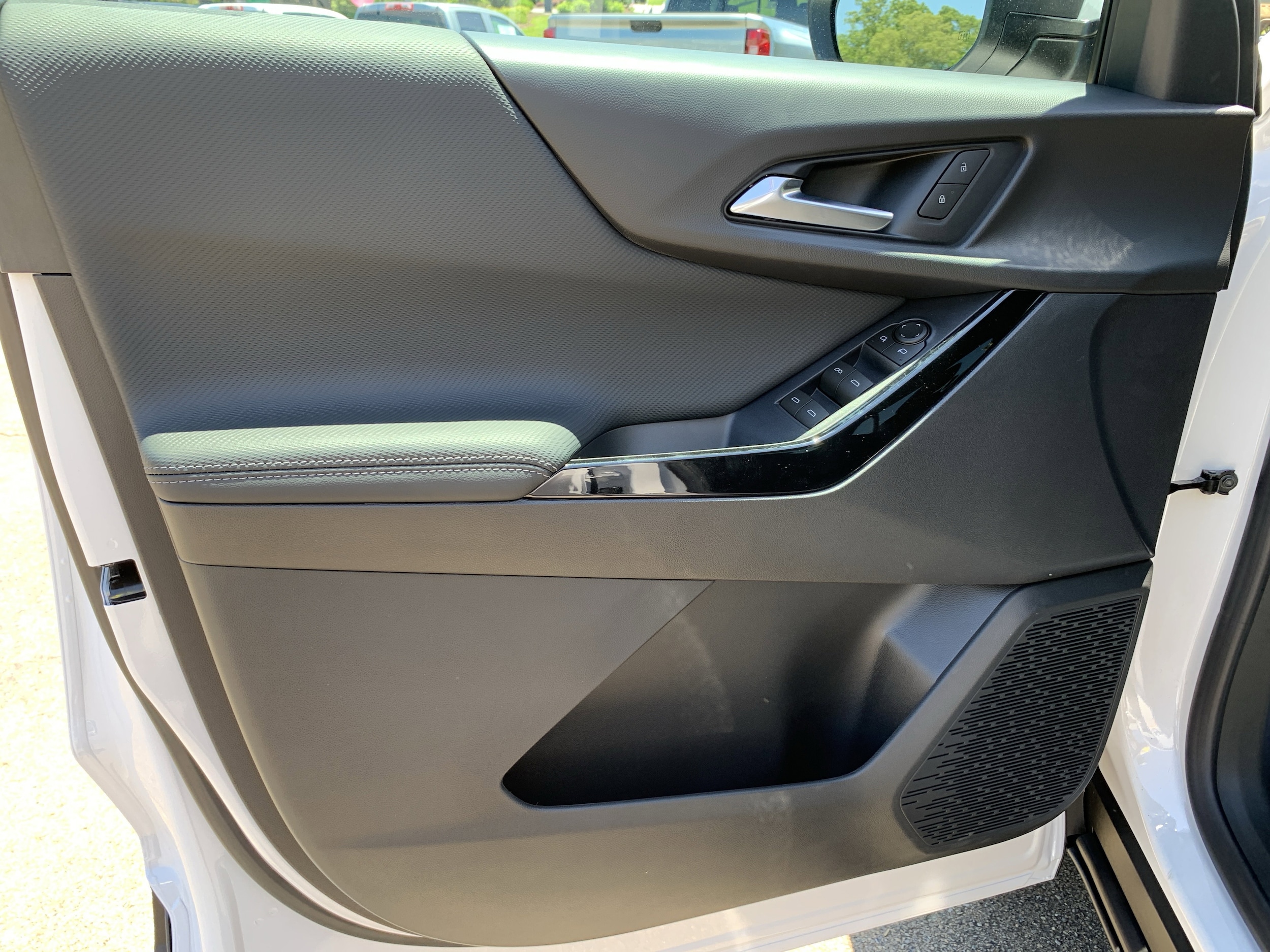 2026 Chevrolet Equinox LT - Photo 7
