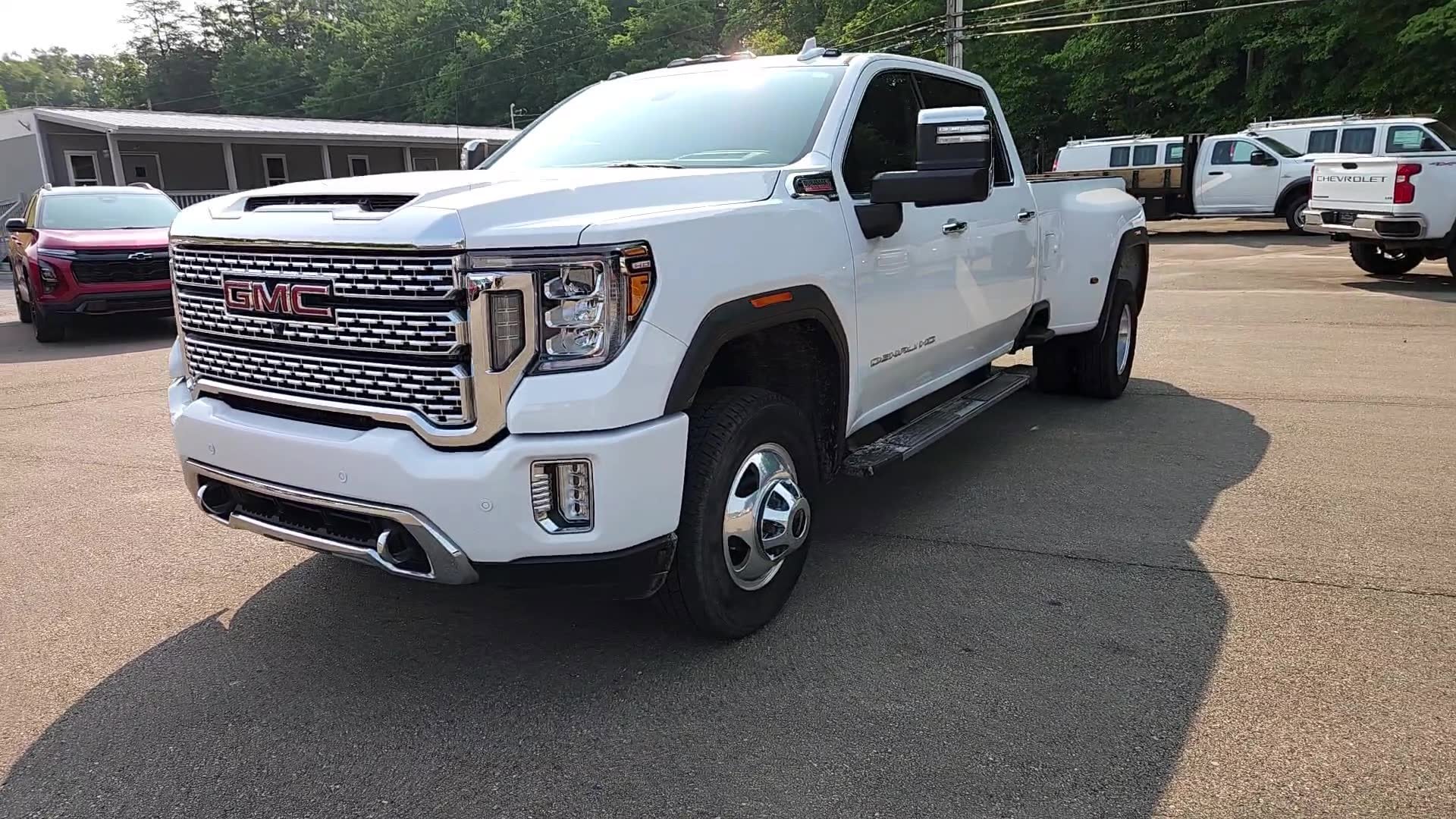 Used 2020 GMC Sierra 3500 Denali HD Denali with VIN 1GT49WEY2LF298237 for sale in Blue Ridge, GA