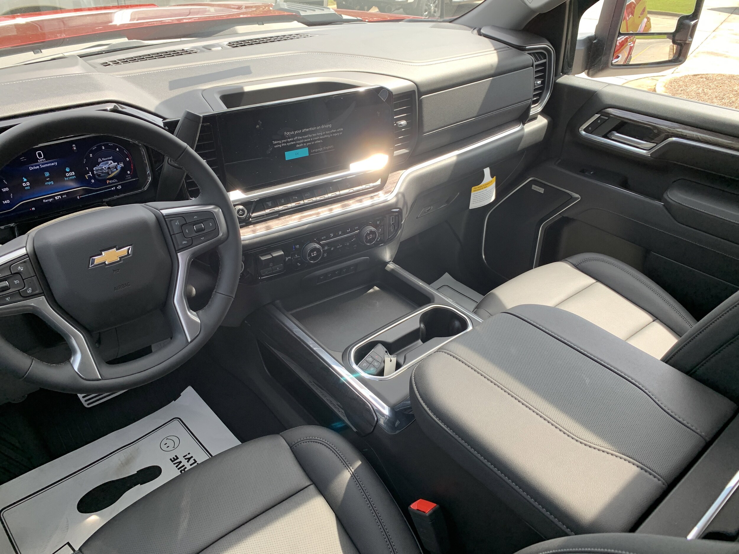 2025 Chevrolet Silverado 2500 HD LTZ - Photo 24
