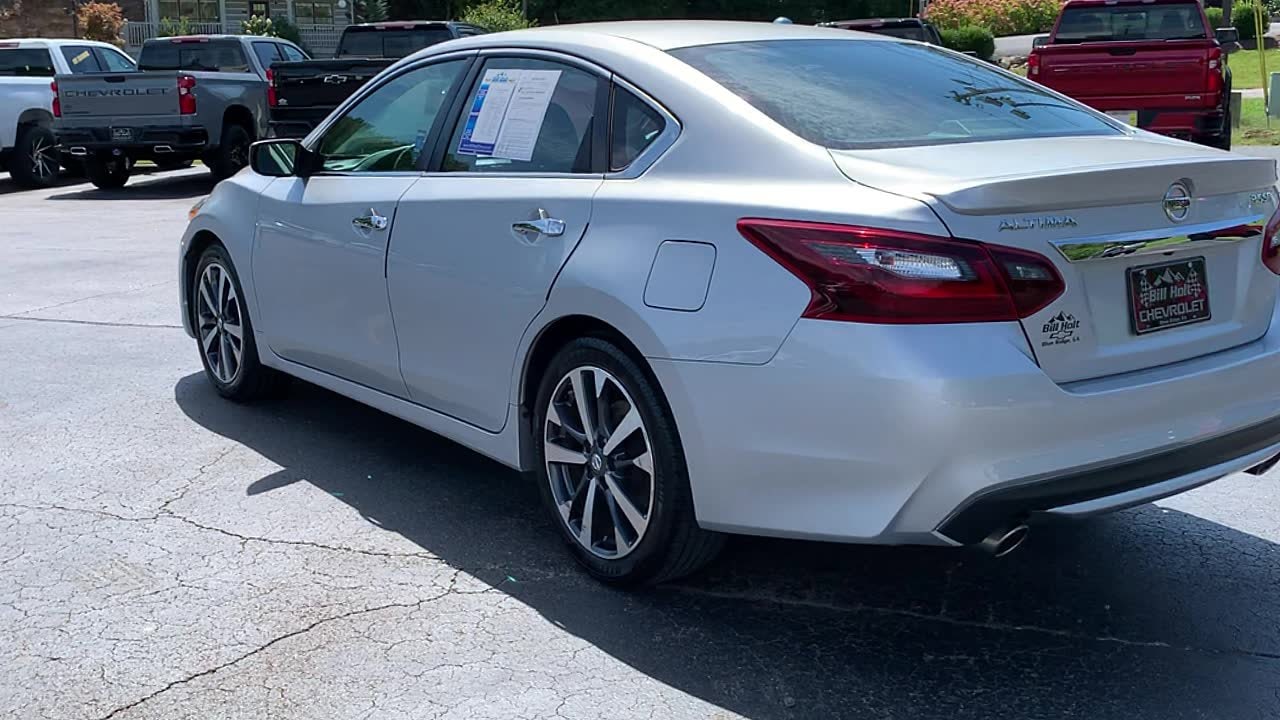 Used 2017 Nissan Altima SR with VIN 1N4BL3AP4HC201834 for sale in Blue Ridge, GA