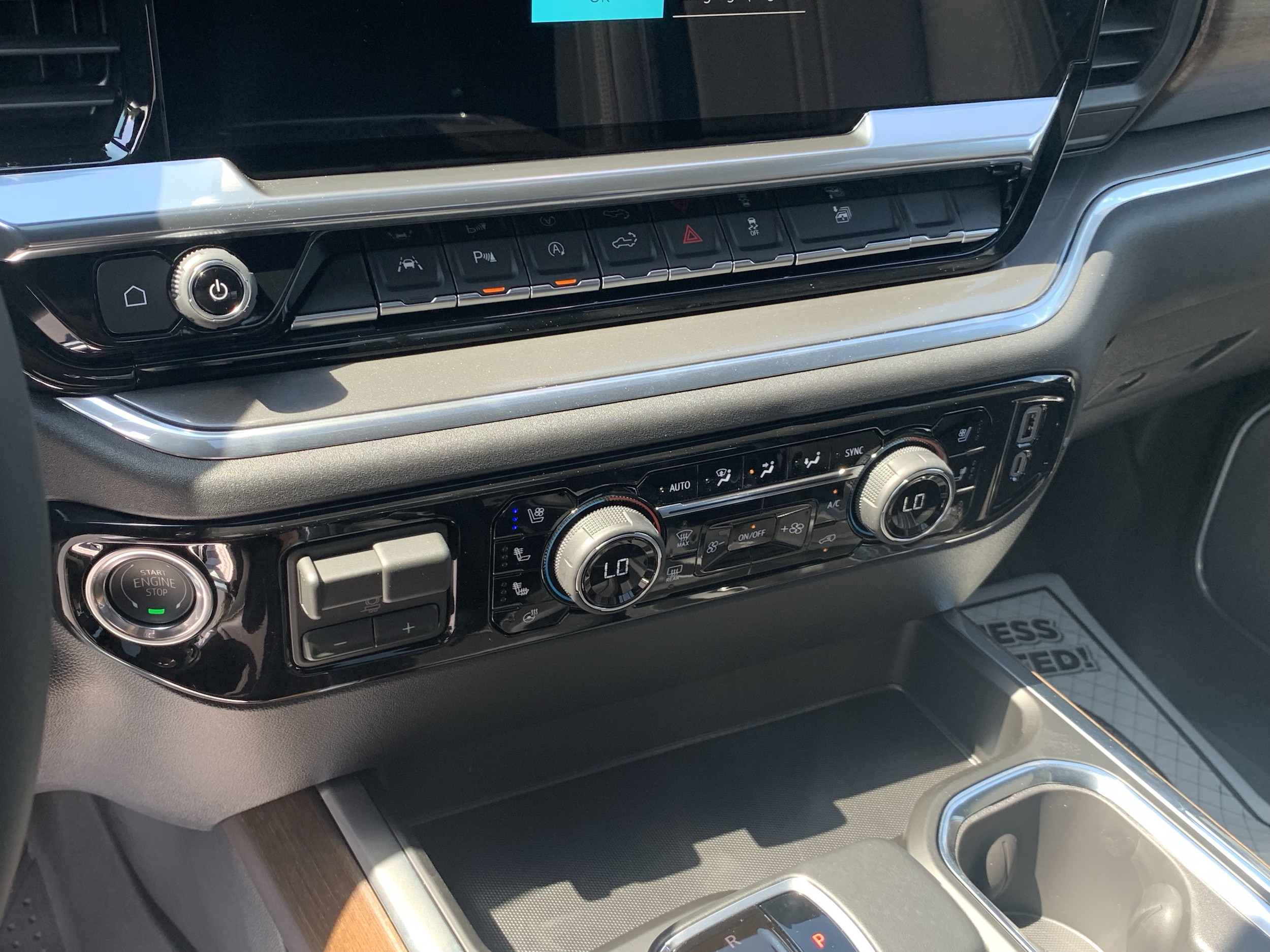 2026 Chevrolet Silverado 1500 High Country - Photo 17