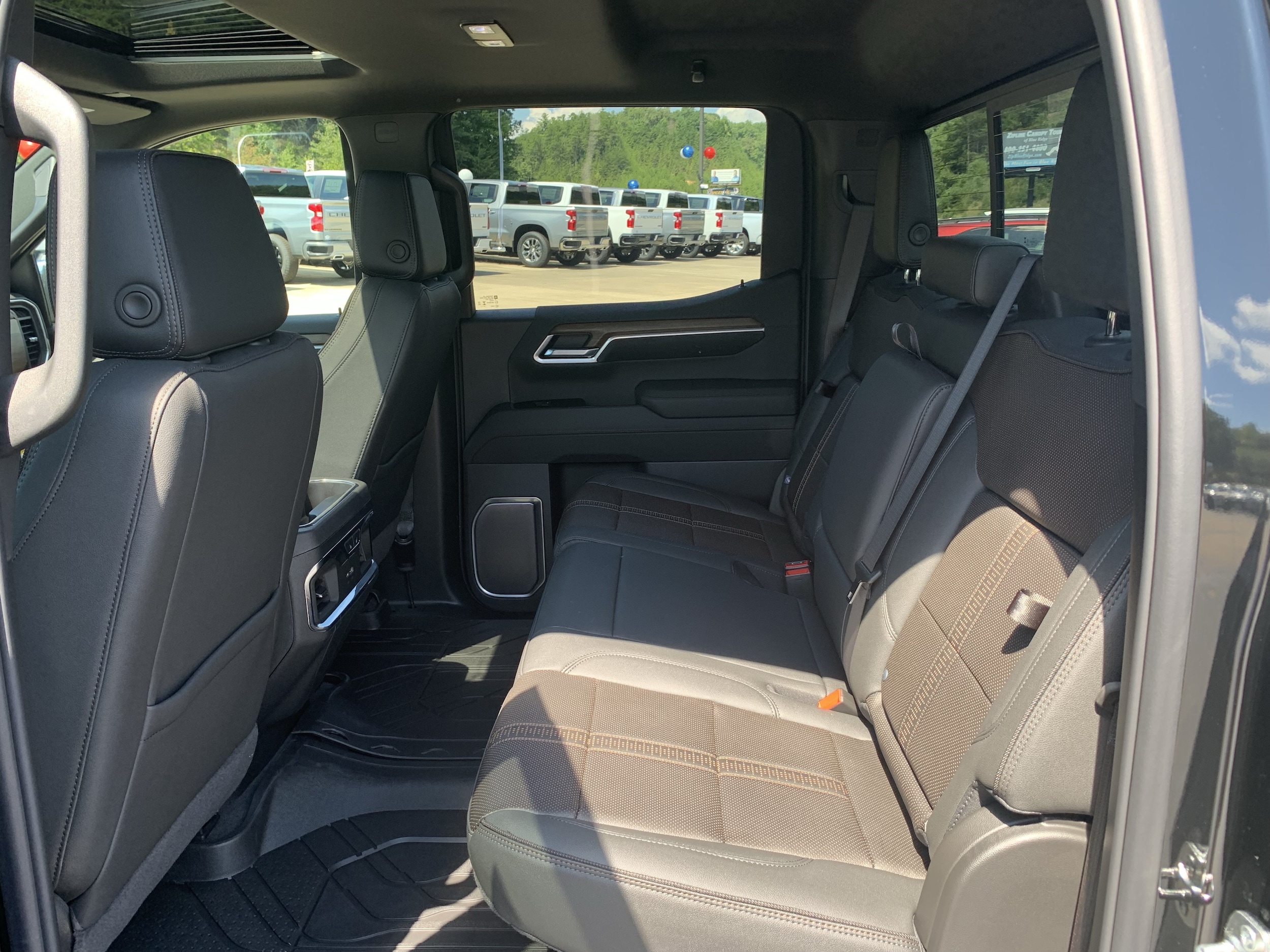 2026 Chevrolet Silverado 1500 High Country - Photo 21