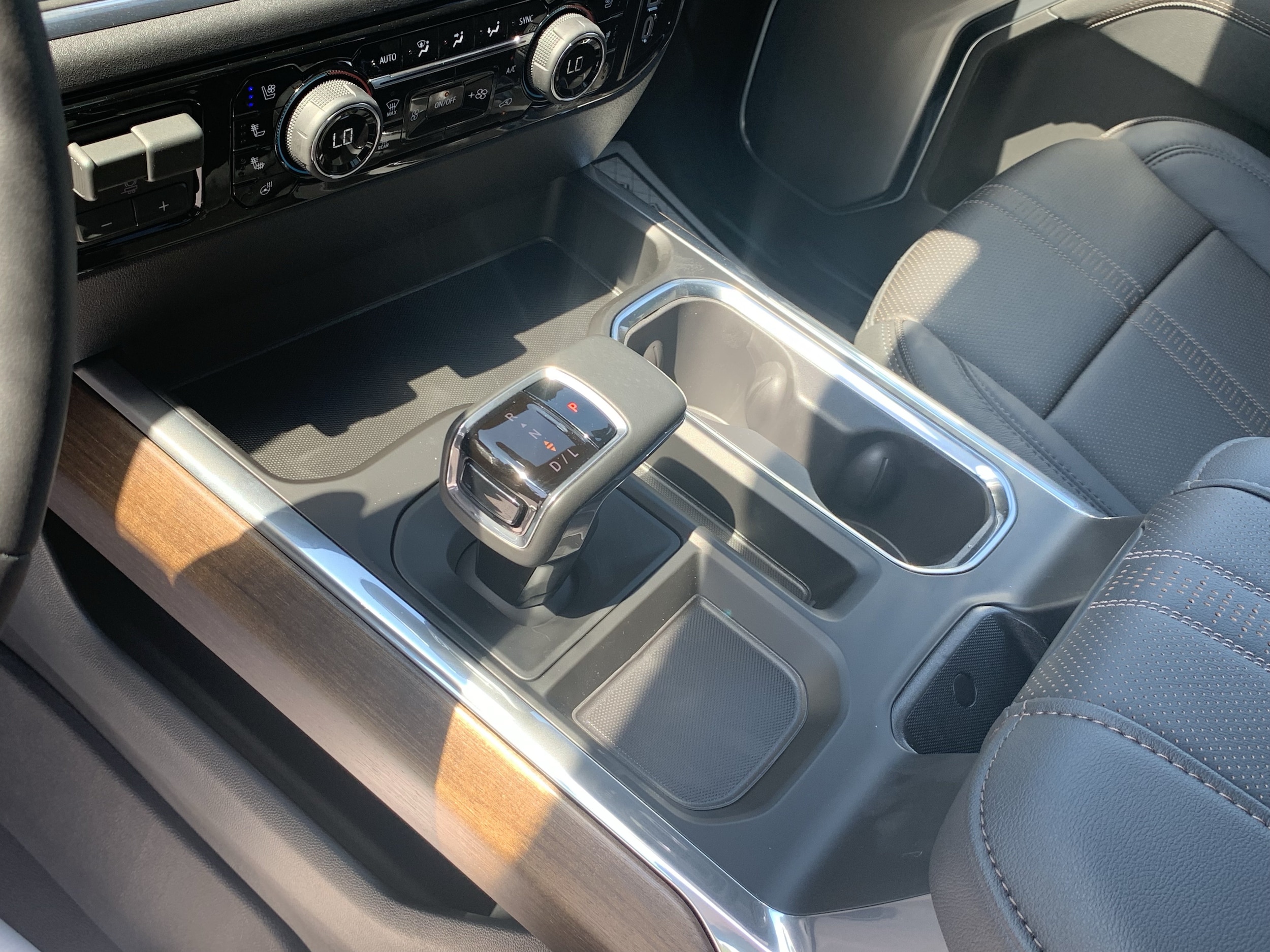 2026 Chevrolet Silverado 1500 High Country - Photo 18