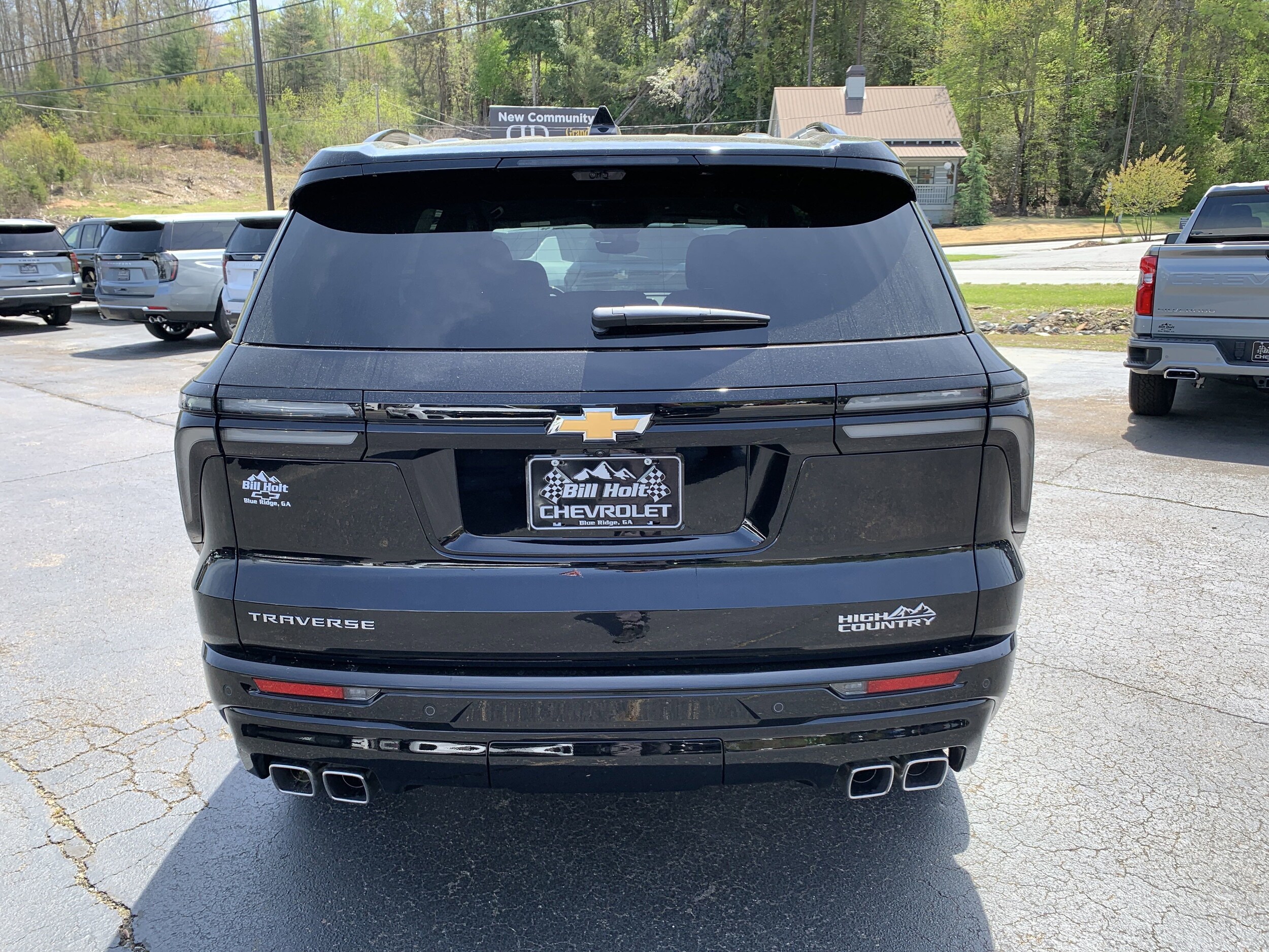 2025 Chevrolet Traverse High Country photo 3