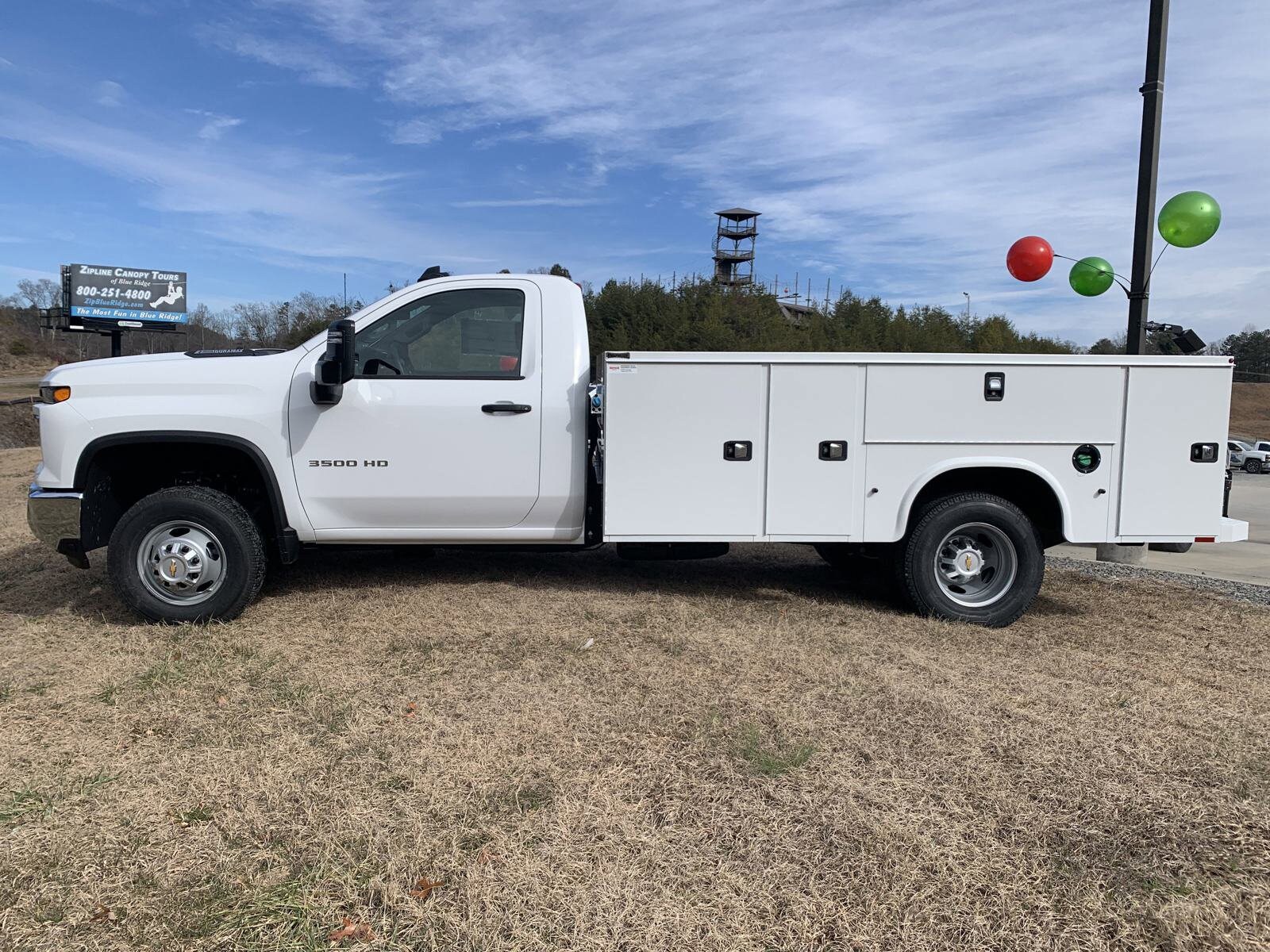 2025 Chevrolet Silverado 3500HD Work Truck photo 4