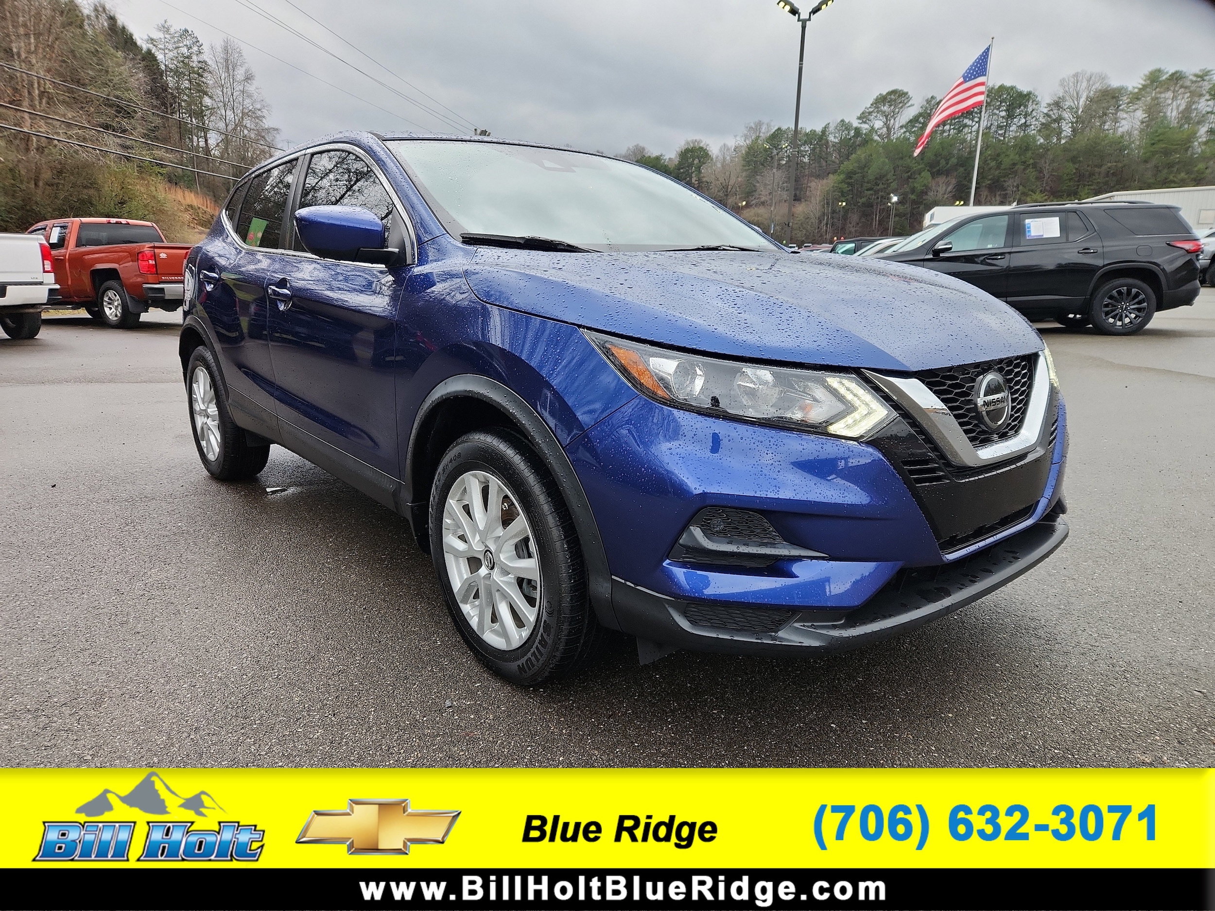 2021 Nissan Rogue Sport S's photo