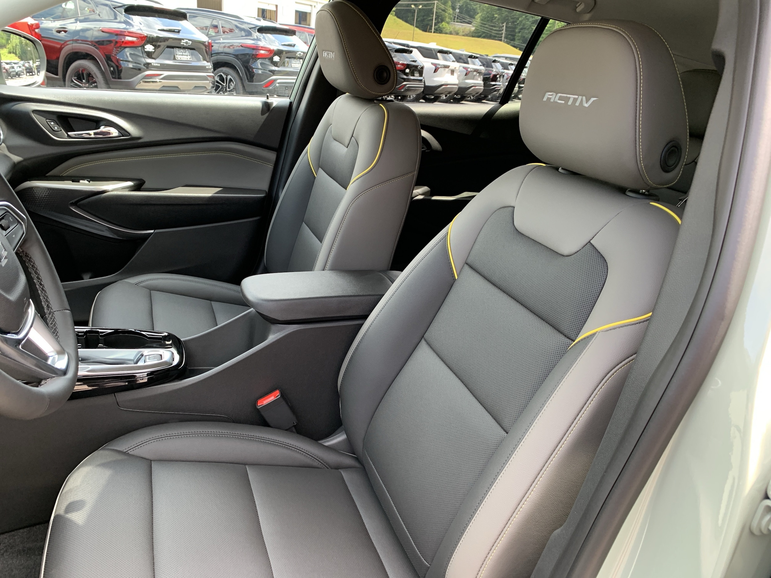 2026 Chevrolet Trax Activ - Photo 8