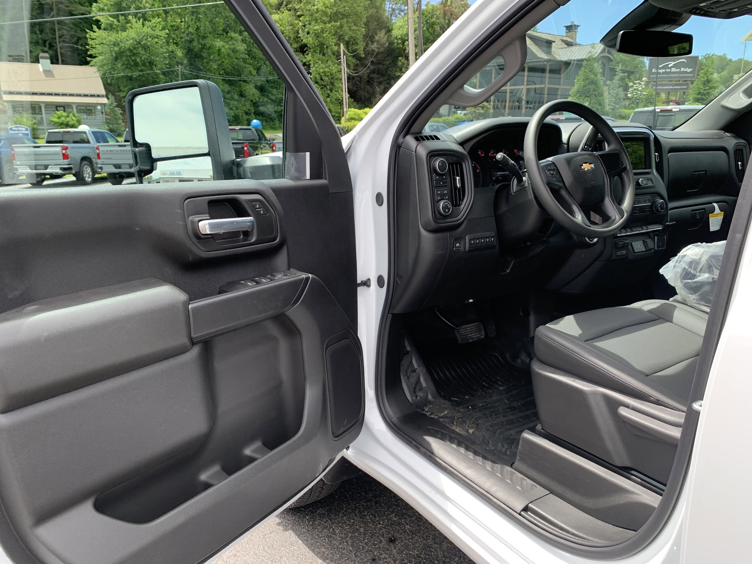 2025 Chevrolet Silverado 3500 HD Work Truck - Photo 7