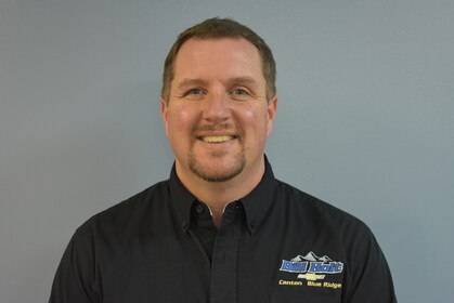 Staff member CHRIS BELYEU from a55e52f6c4ea