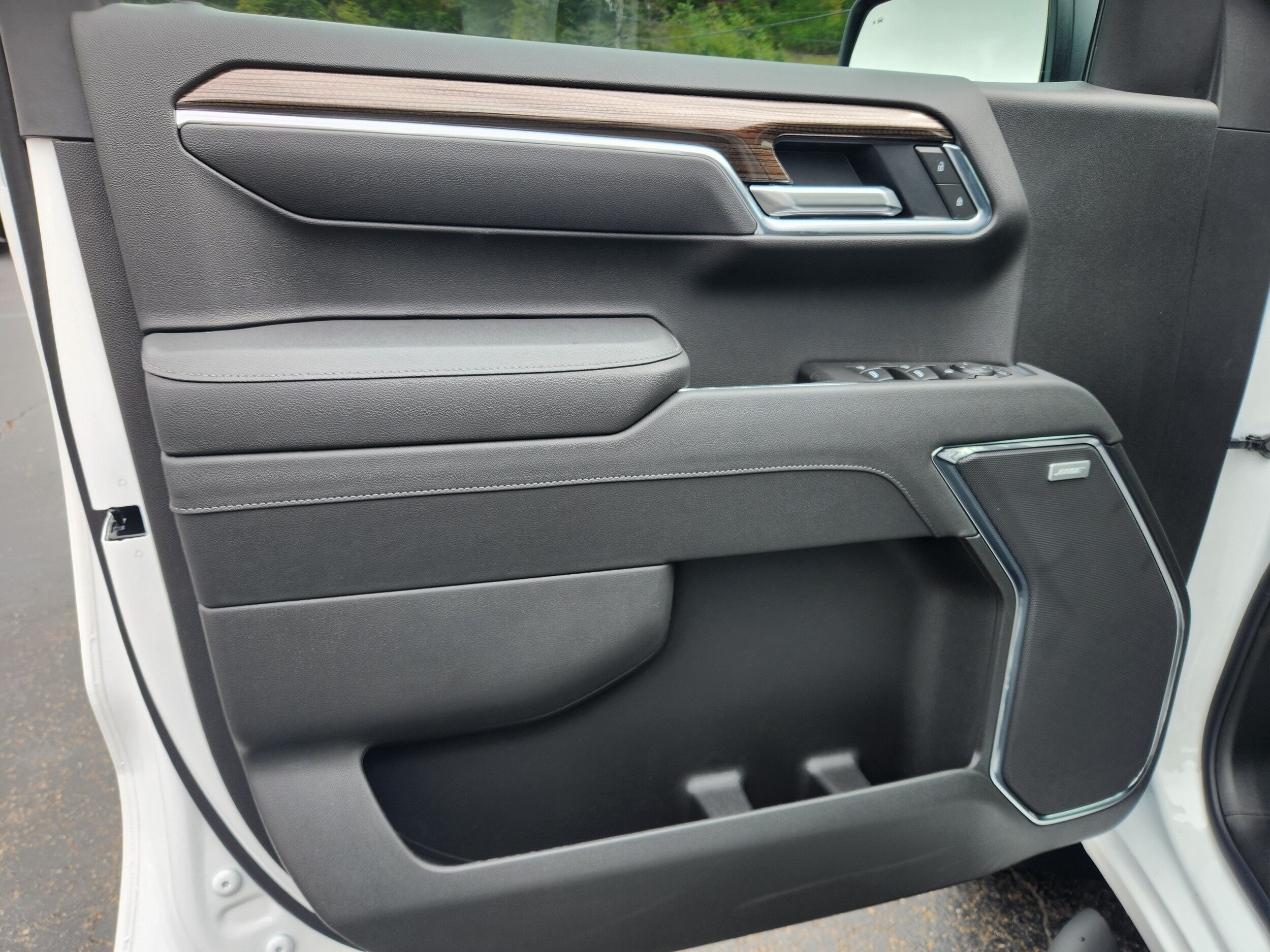 2026 Chevrolet Silverado 1500 LT Trail Boss - Photo 8
