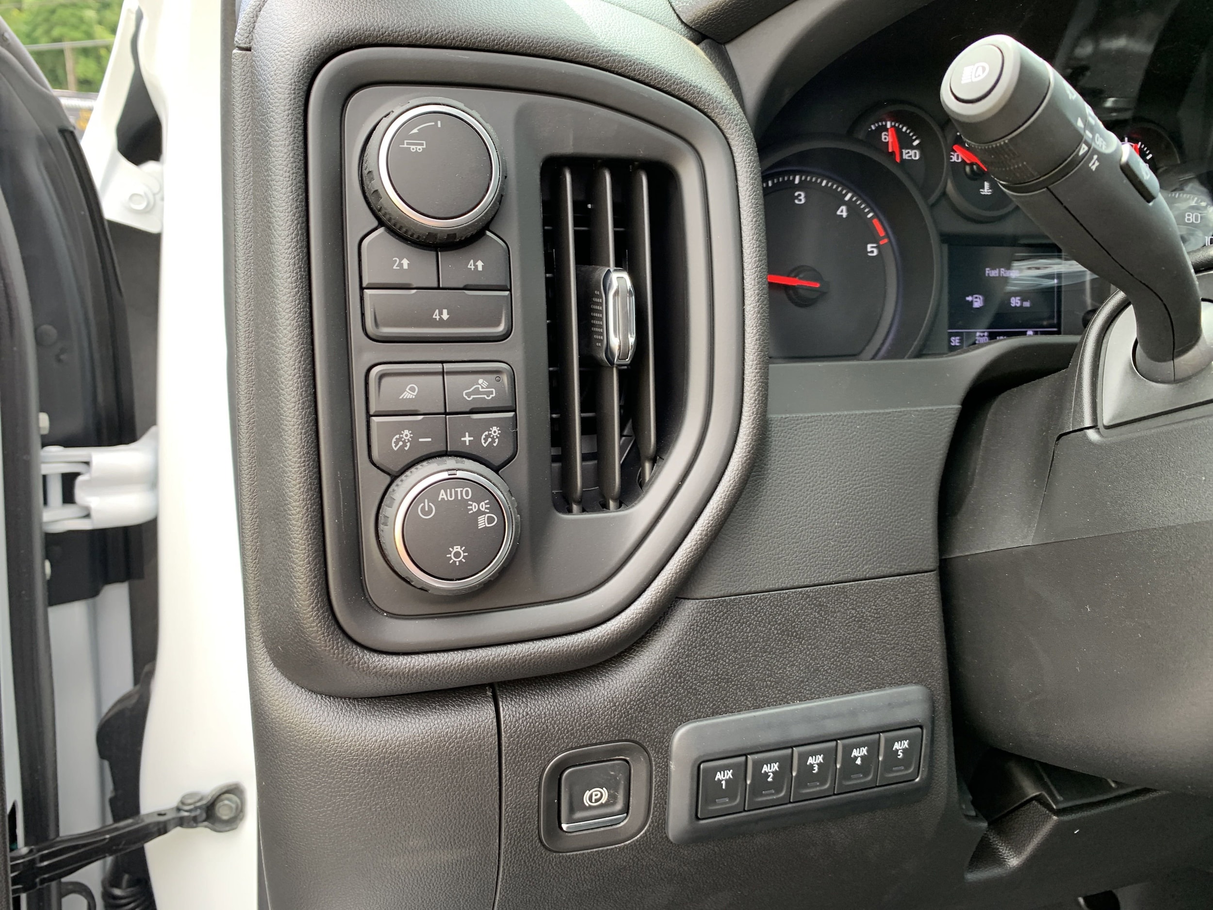 2025 Chevrolet Silverado 3500 HD Work Truck - Photo 12